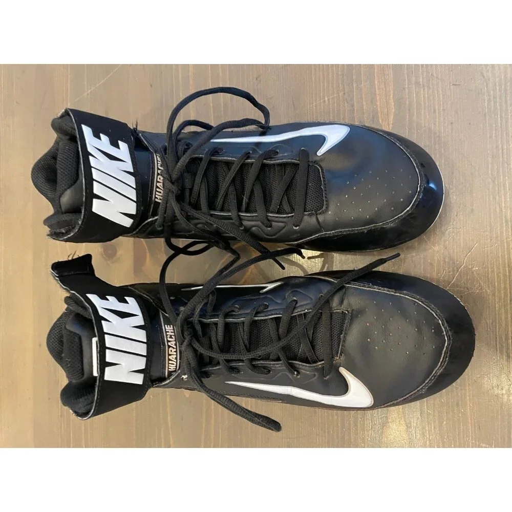 Nike Huarache cleats size‎ 13